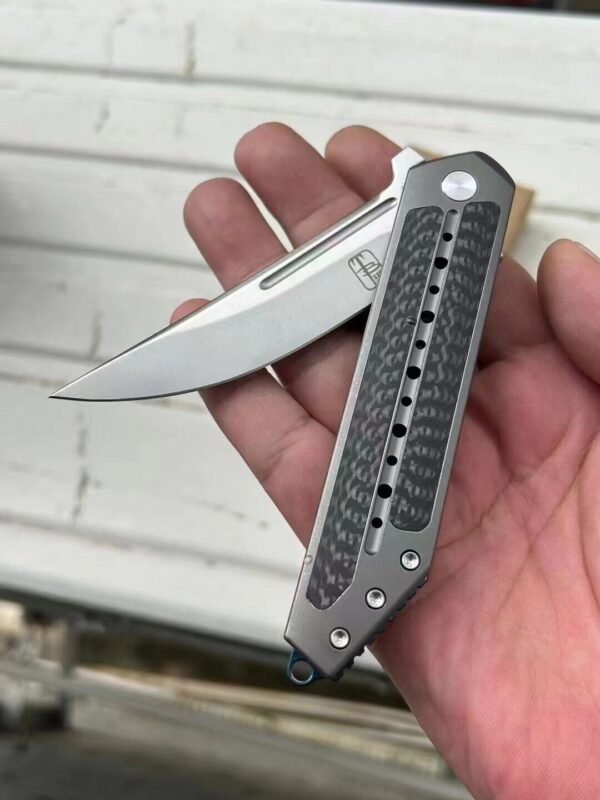 Tod-berg titanium alloy carbon fiber bearing quick-opening folding knife S35VN blade material - Image 9