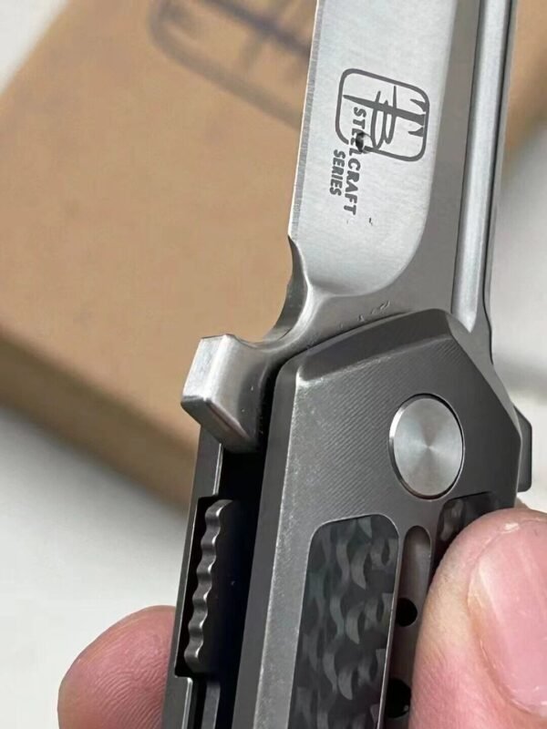 Tod-berg titanium alloy carbon fiber bearing quick-opening folding knife S35VN blade material - Image 4