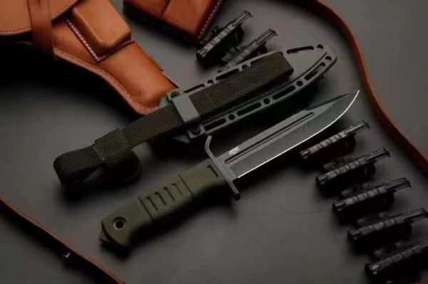 Russian KIZLYAR outdoor portable knife with Black chromium anti-reflective coatingK sheath - Image 5