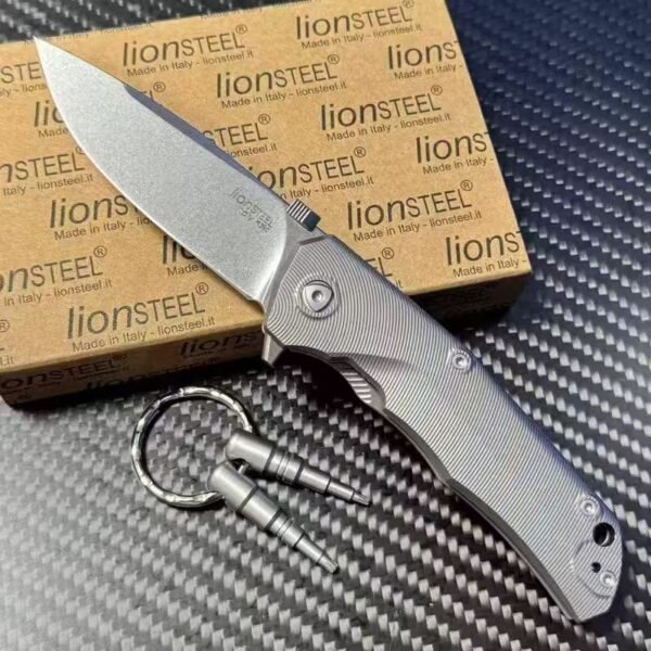 Steel Lion Titanium Folding Knife - M390 Stonewashed Blade Titanium/Carbon Fiber Handle - Image 5