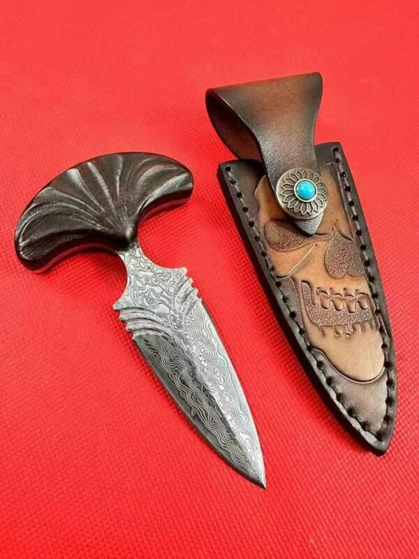 No.2 Fan-Shaped Damascus Steel Knuckle Duster - 68-Layer Integrated Damascus Steel Blade - Image 9