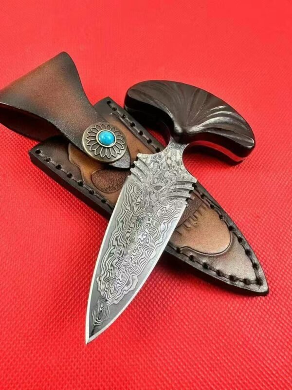 No.2 Fan-Shaped Damascus Steel Knuckle Duster - 68-Layer Integrated Damascus Steel Blade - Image 7