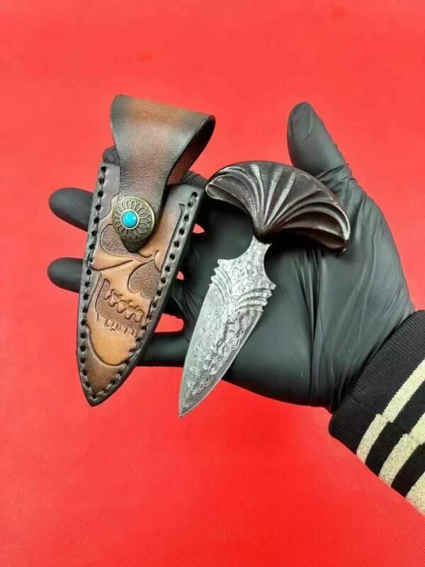 No.2 Fan-Shaped Damascus Steel Knuckle Duster - 68-Layer Integrated Damascus Steel Blade - Image 4
