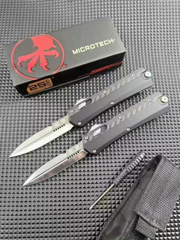 Snake God Carbon Fiber Mirror Automatic Knife - D2 Mirror Polished Blade