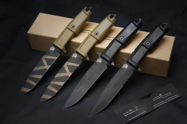 Italian extreme force COL MOSCHIN DESERT WARFARE Extreme force Colonel with a sword