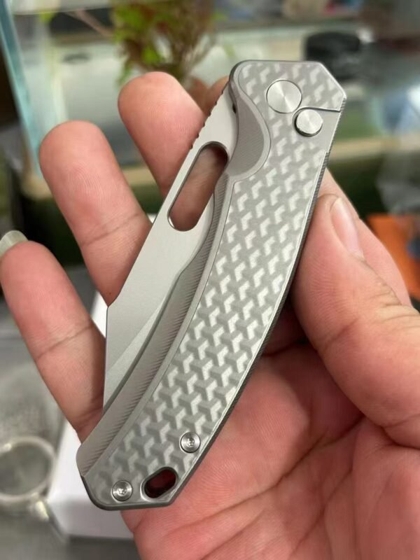 QK 002 button lock structure ceramic bearing system 14C28N nano-coated folding knife - Image 4