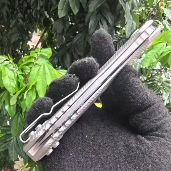 Microtech M390MK VG10 Malaysian Leather Steel MSI titanium Alloy version - Image 8