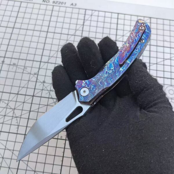 M390 steel 60HRC lightning pattern titanium alloy handle folding knife with satin finish - Image 8
