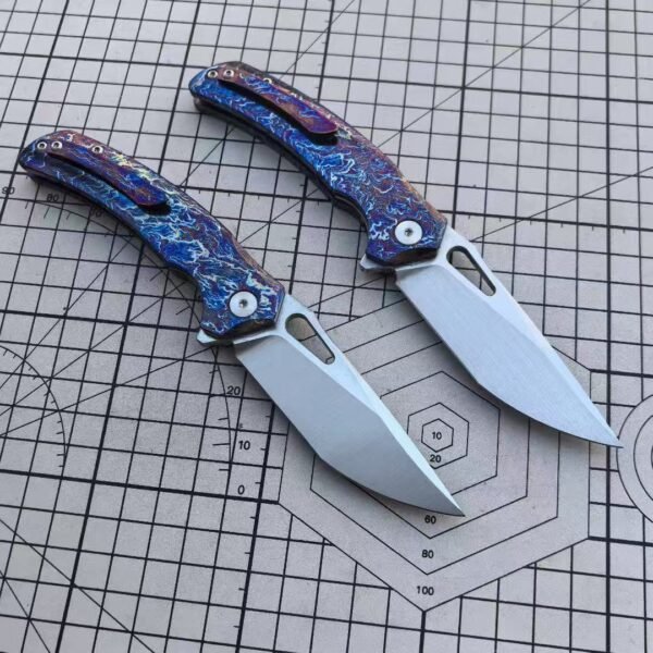 M390 steel 60HRC lightning pattern titanium alloy handle folding knife with satin finish - Image 5