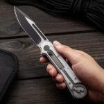 WEKNIFE815F double screw locking mechanism folding knife - Image 3